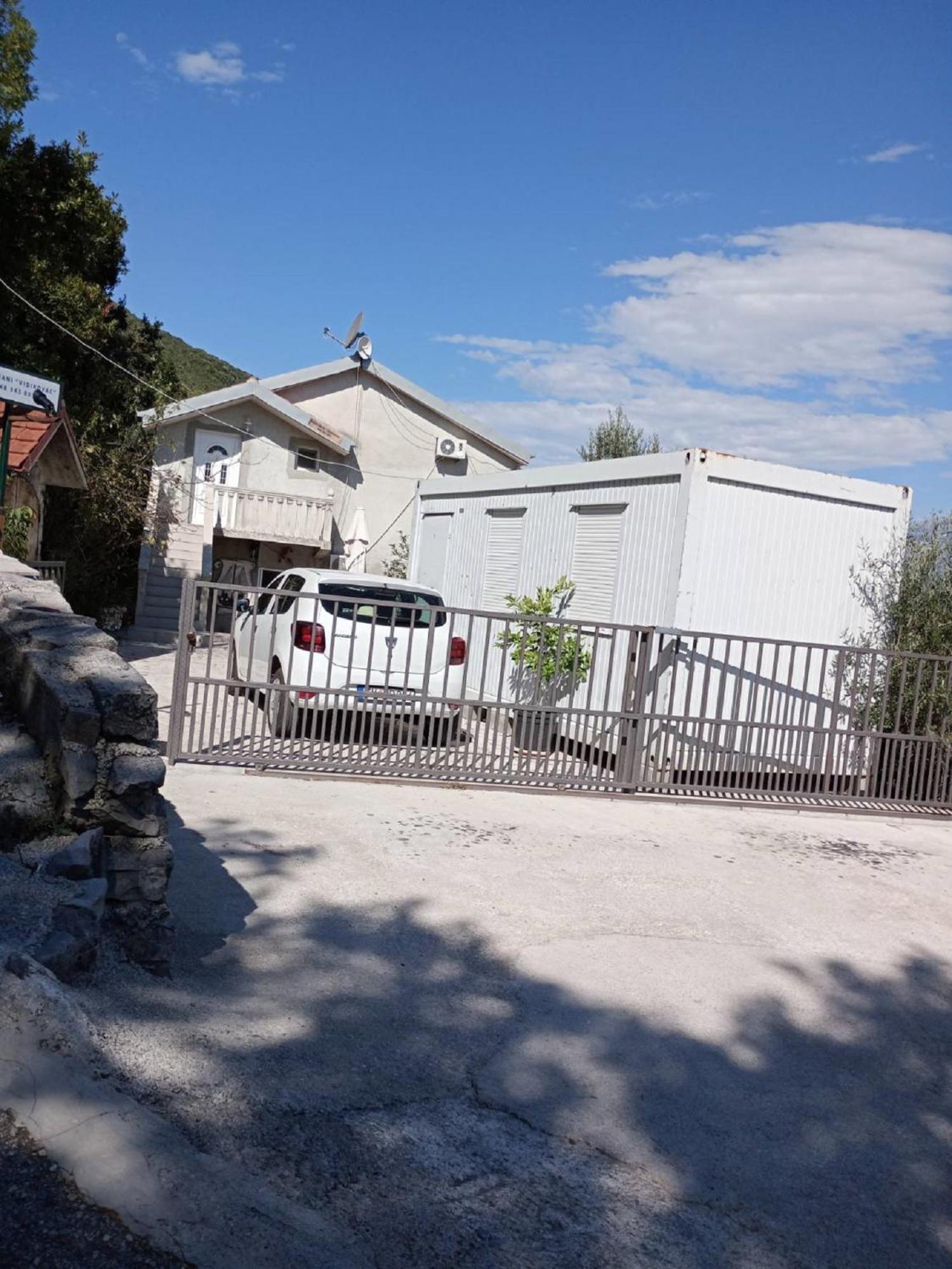 Apartments Vidikovac Tivat Luaran gambar